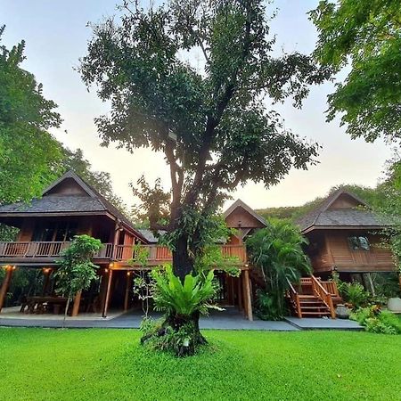 Sak-Ka-Ya Hotel Mae Sot Exterior photo