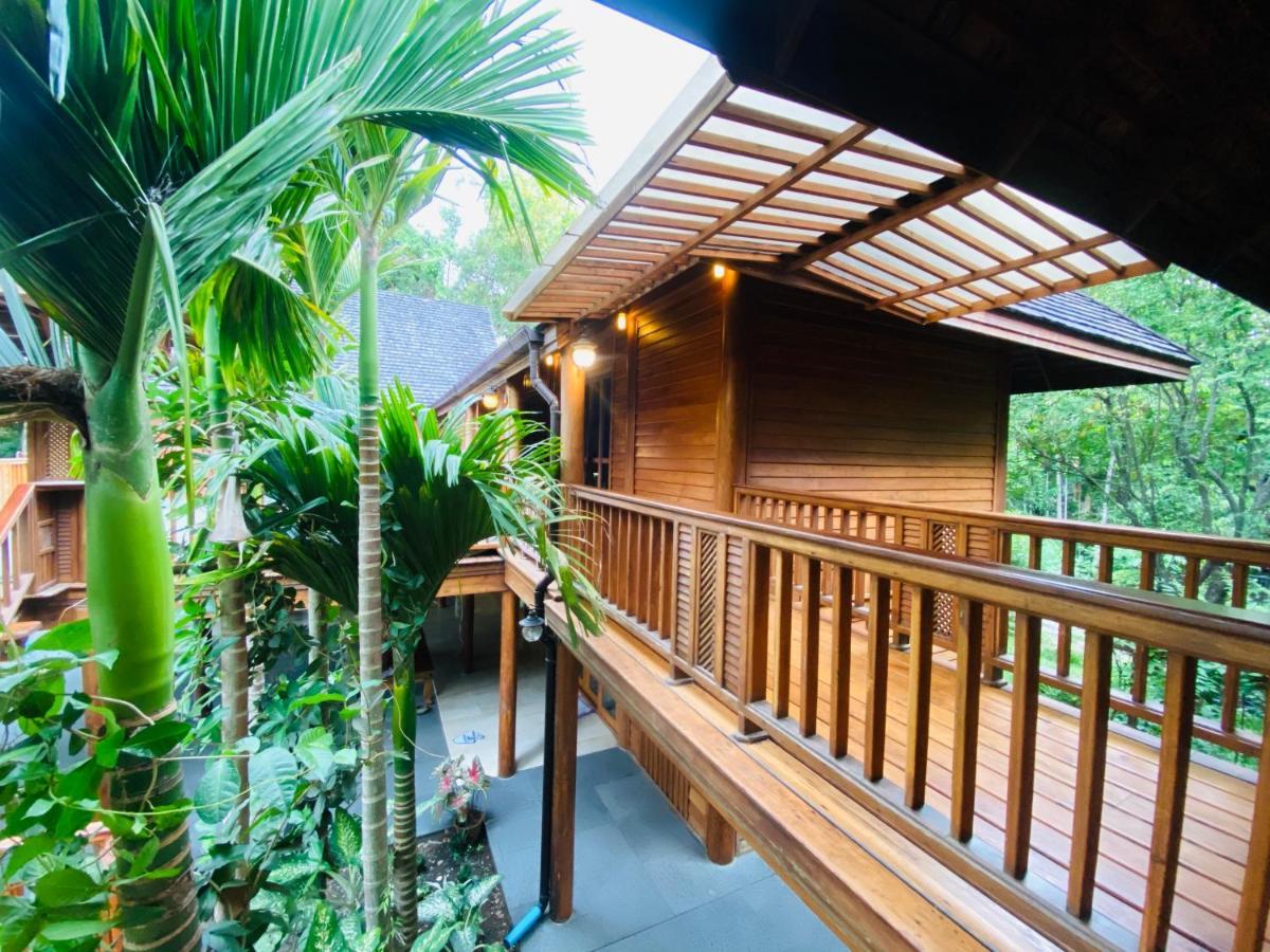 Sak-Ka-Ya Hotel Mae Sot Exterior photo